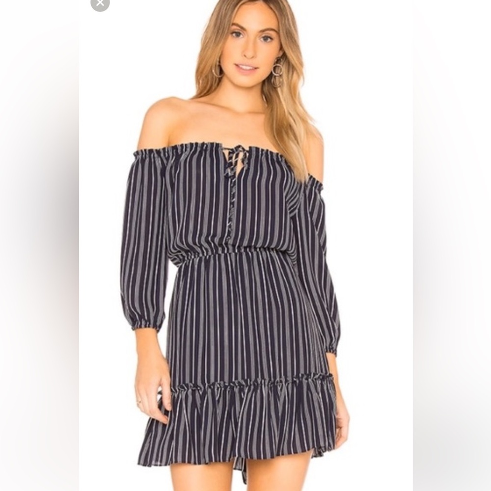 Bb Dakota Mckenna Dress in Navy Size Medium